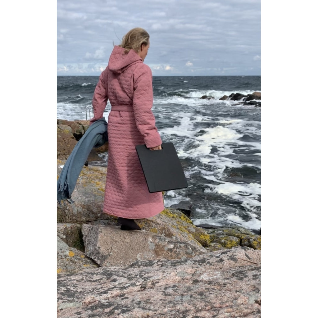 NORDBAEK Badekåbe NORDBAEK Windy Ocean – vindtæt damekåbe med 100% genanvendt fleece Bath robe Berry