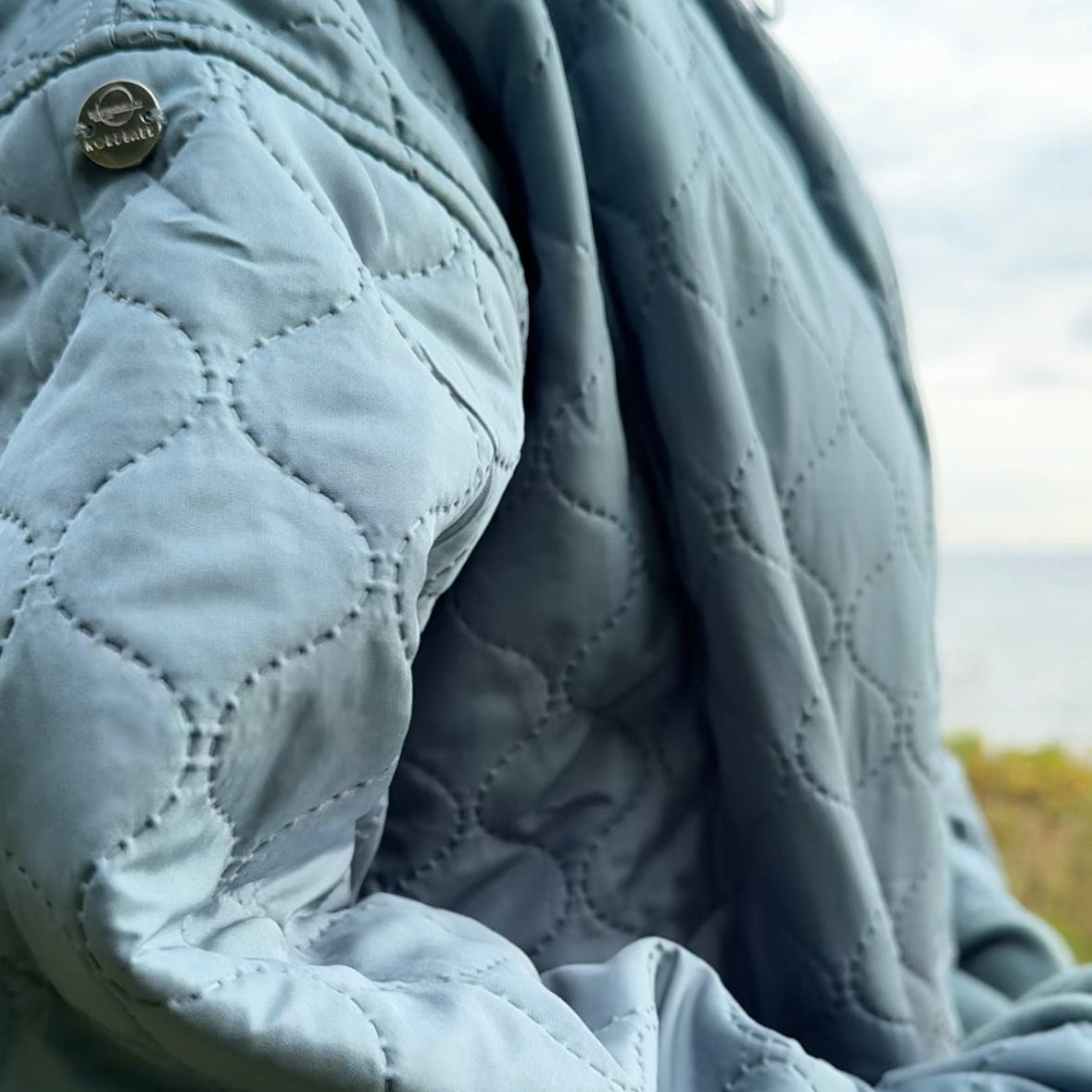 Limited Edition | Changing robe NORDBAEK Lazy Pool - vindtæt skiftekåbe med 100% genanvendt fleece - Aqua