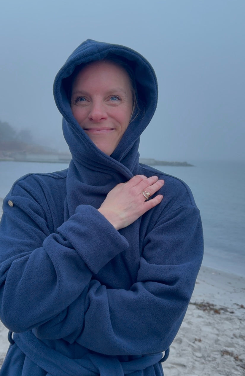 Badekåbe NORDBAEK Sea Glow - luksus damekåbe i blød tyk fleece - Navy