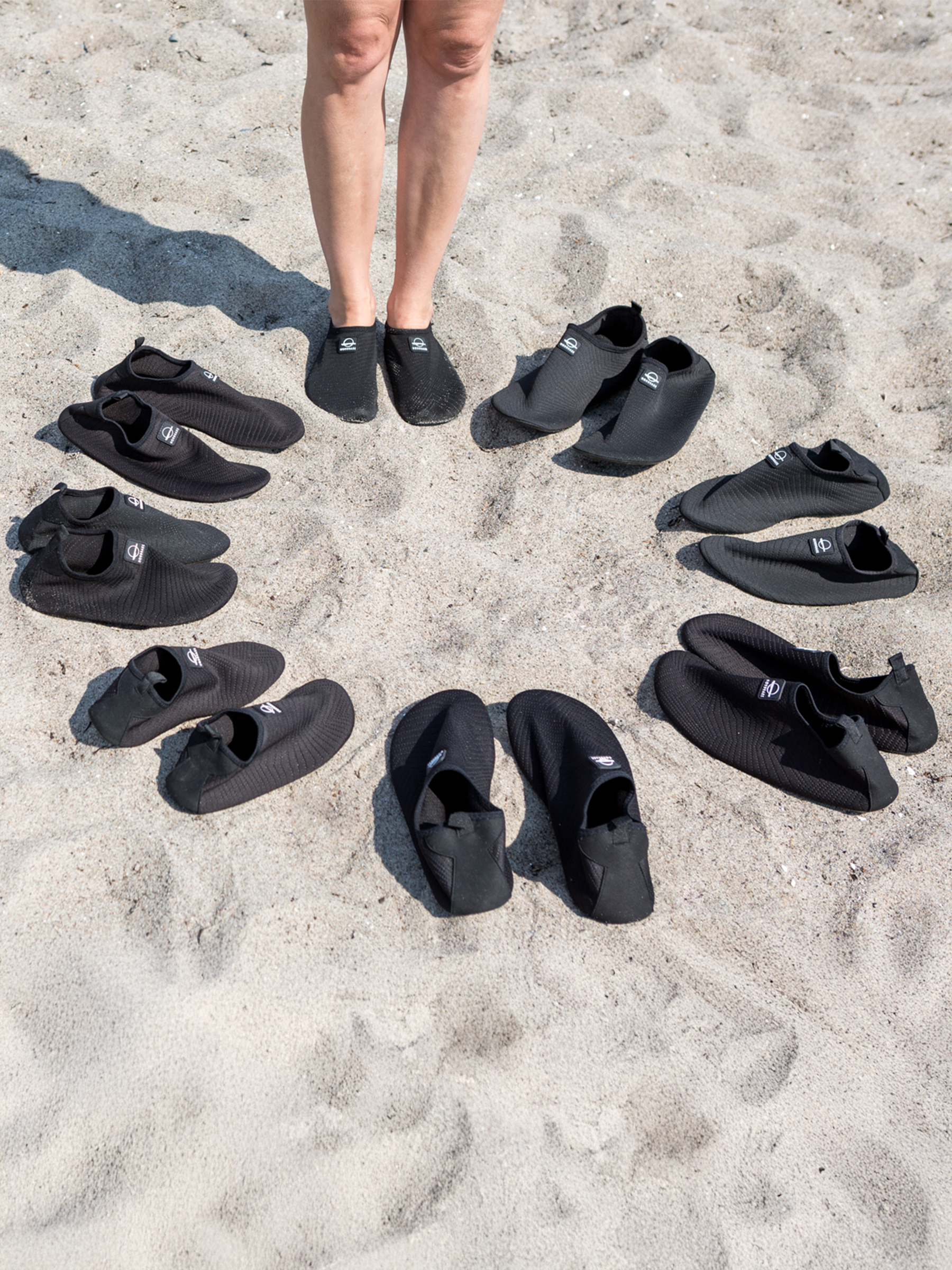 Badesko til børn NORDBAEK Soft Aqua - lette at få af og på for børn - Black