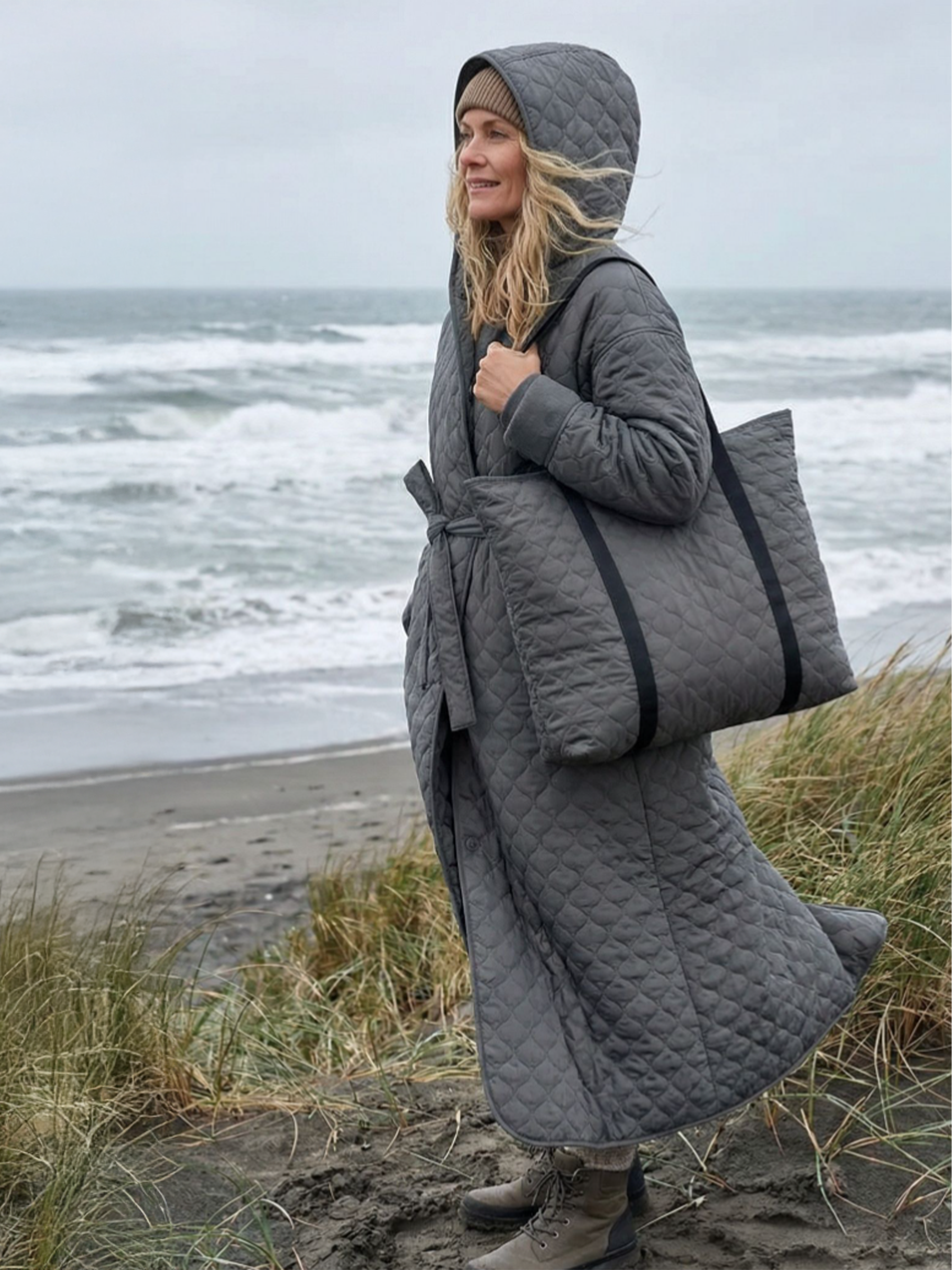 Badekåbe NORDBAEK Windy Ocean – vindtæt damekåbe med 100% genanvendt fleece - Grey