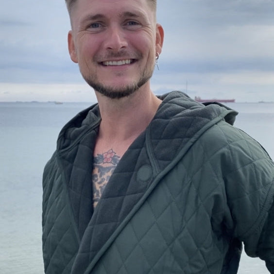 NORDBAEK Badekåbe NORDBAEK Long Beach – vindtæt herrekåbe med 100% genanvendt fleece Bath robe Green