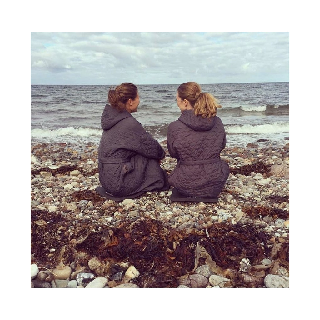 NORDBAEK Badekåbe NORDBAEK Windy Ocean – vindtæt damekåbe med 100% genanvendt fleece Bath robe Grey