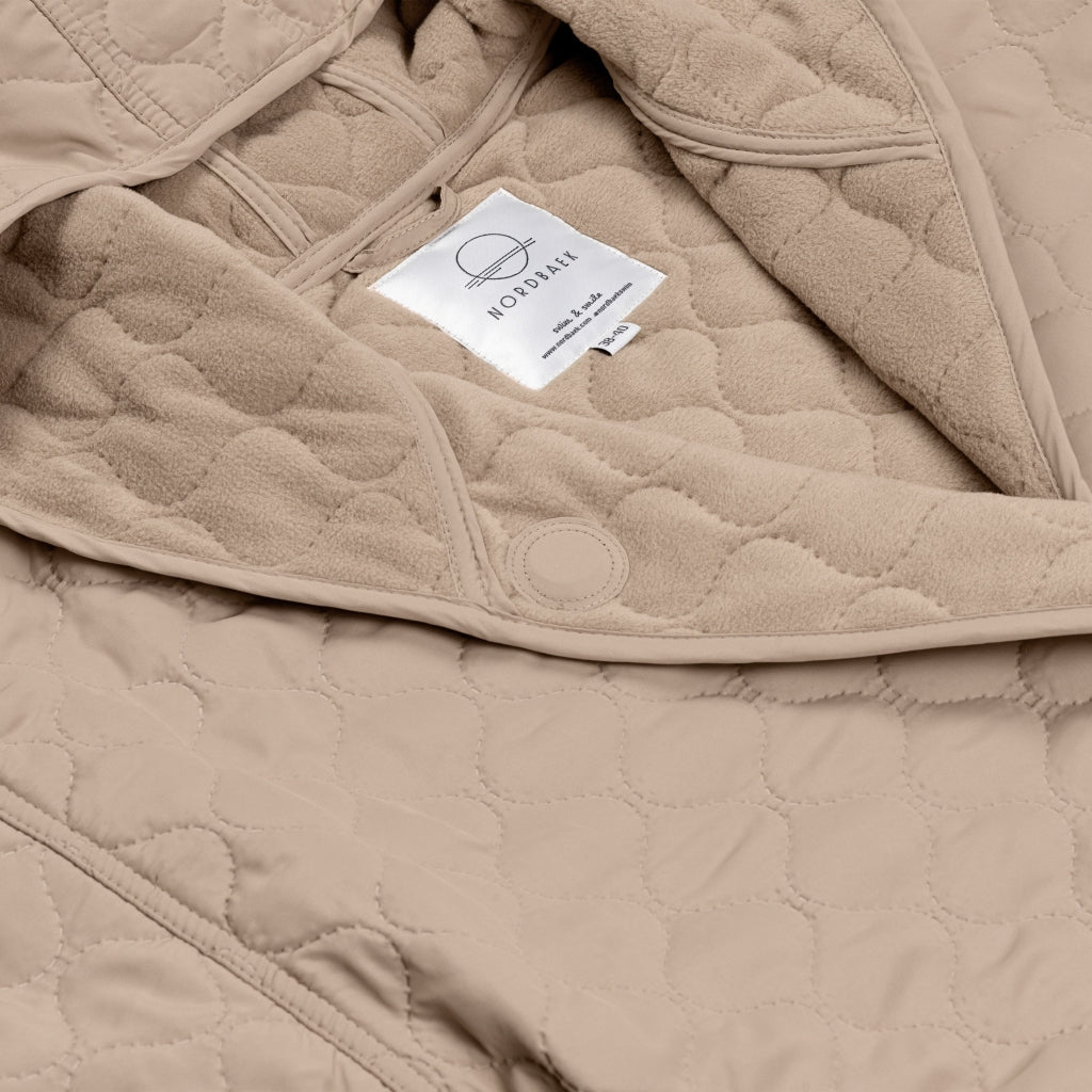 NORDBAEK Badekåbe NORDBAEK Windy Ocean – vindtæt damekåbe med 100% genanvendt fleece Bath robe Sand