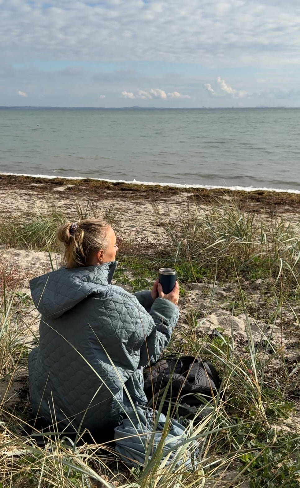... OG LYSET VÆLTER PLUDSELIG IND