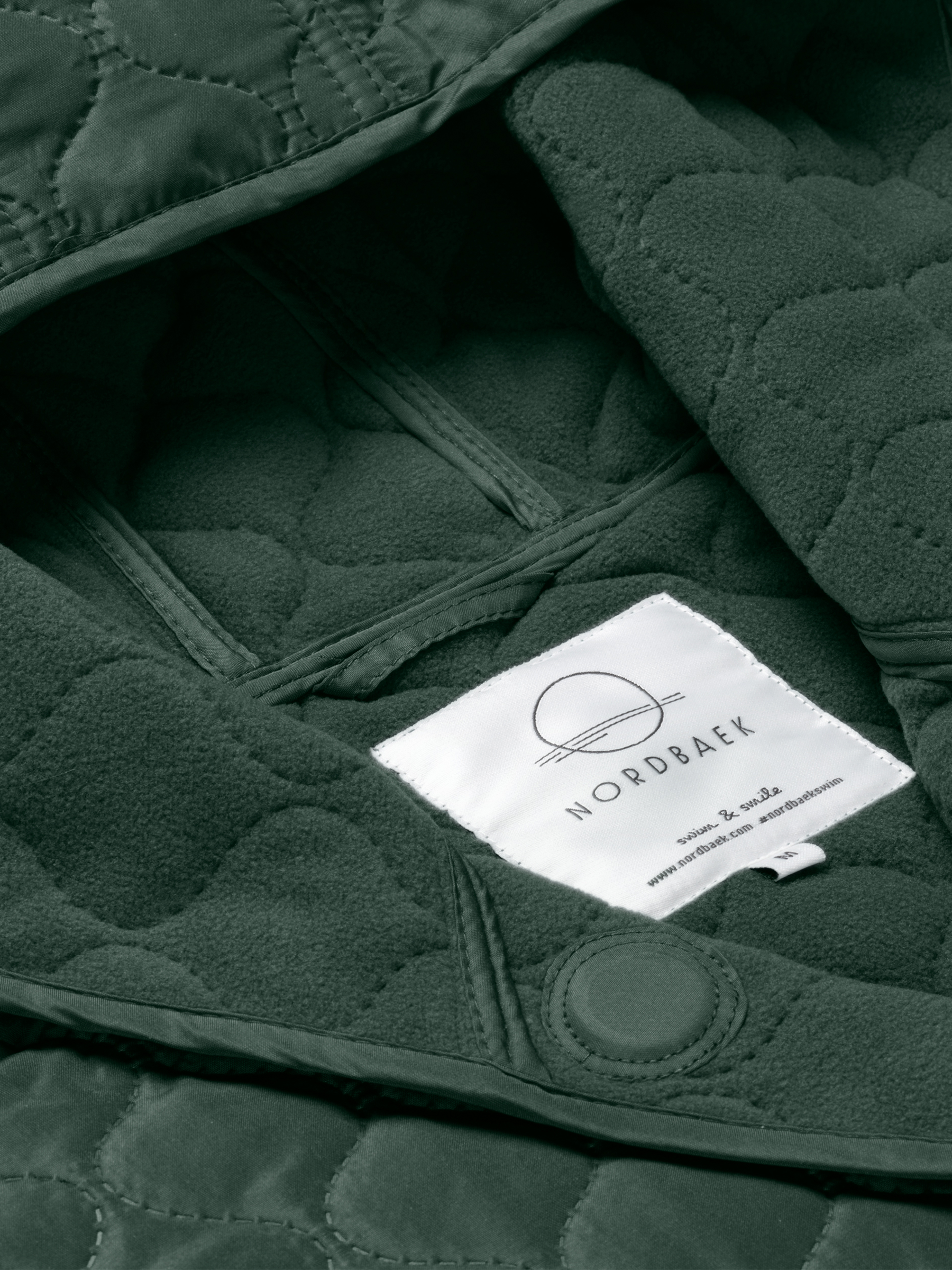Badekåbe NORDBAEK Windy Ocean – vindtæt damekåbe med 100% genanvendt fleece - Green