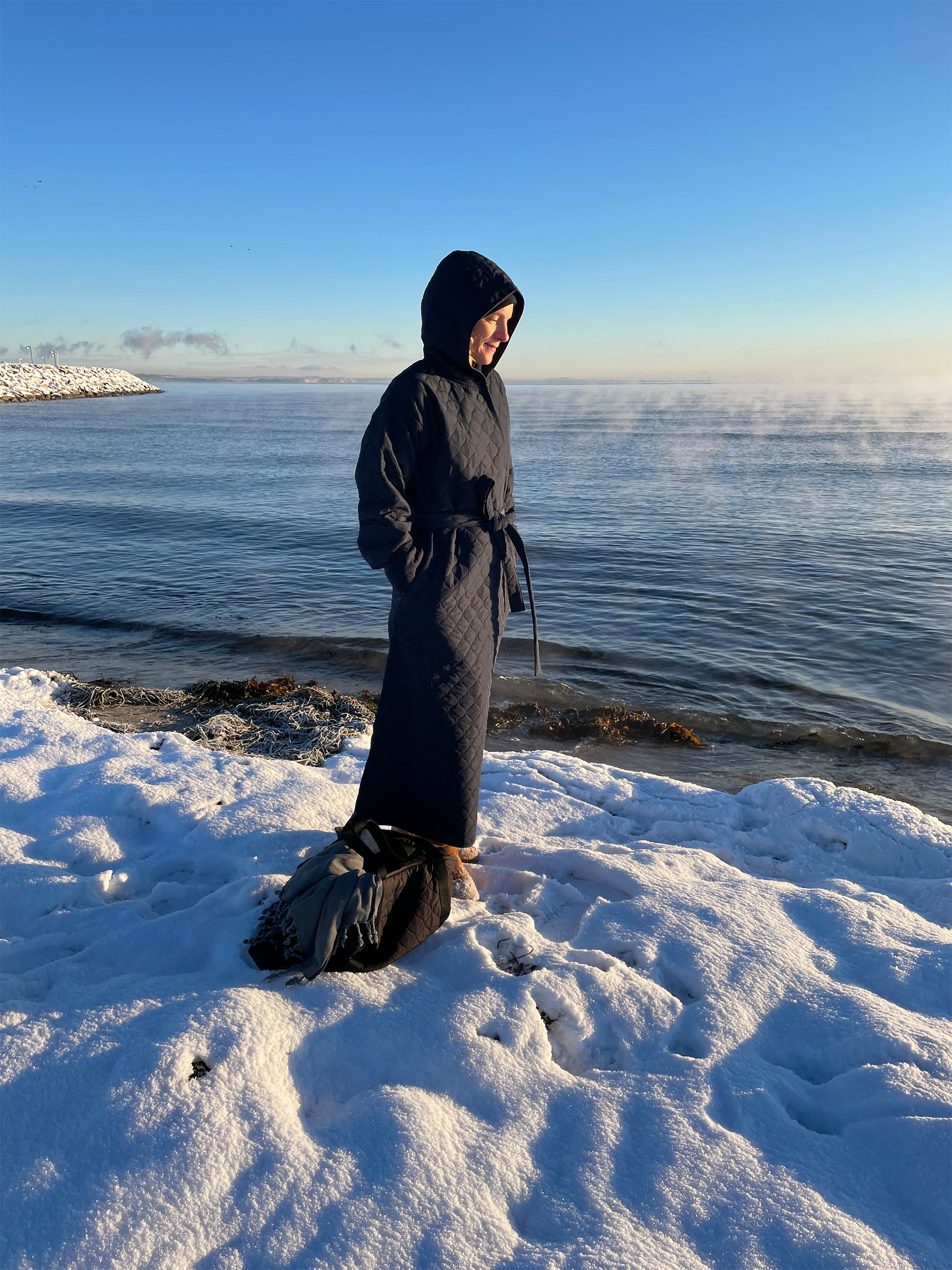 Badekåbe NORDBAEK Soft Breeze – vindtæt damekåbe med 100% oeko-tex bomuldsfrotté - Navy