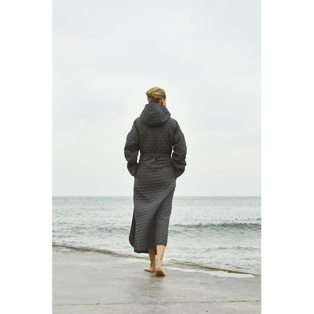 NORDBAEK Badekåbe NORDBAEK Windy Ocean – vindtæt damekåbe med 100% genanvendt fleece Bath robe Antracitgrå